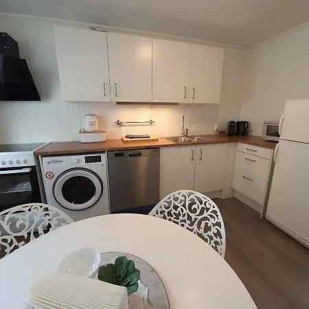 Apartment Central At Bertis Ap5 *