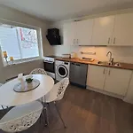 아파트 Central At Bertis Ap5 스타방에르